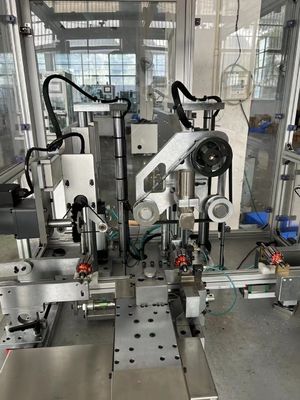 ऑटो उत्पादन लाइन पर कम्यूटेटर टर्निंग मशीन